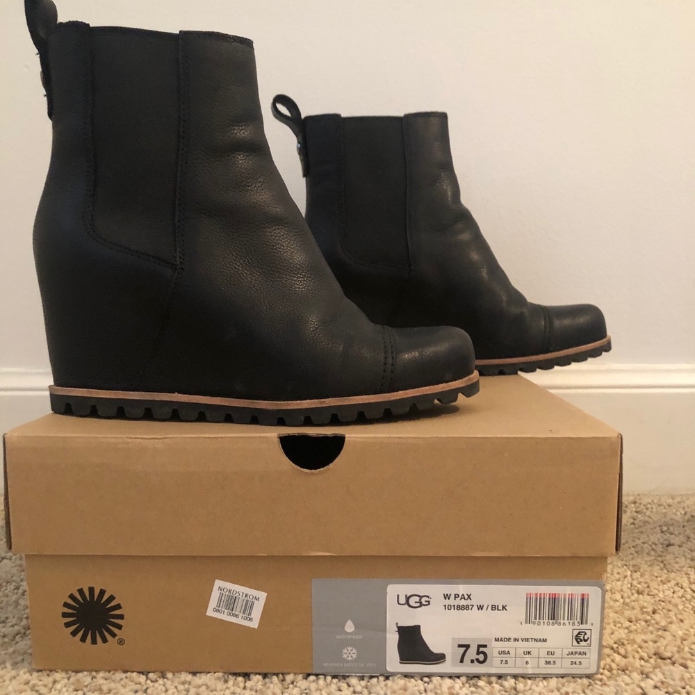 UGG W PAX BOOT